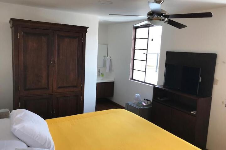 Room 18 of 53