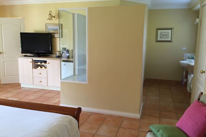 Room 15 of 49