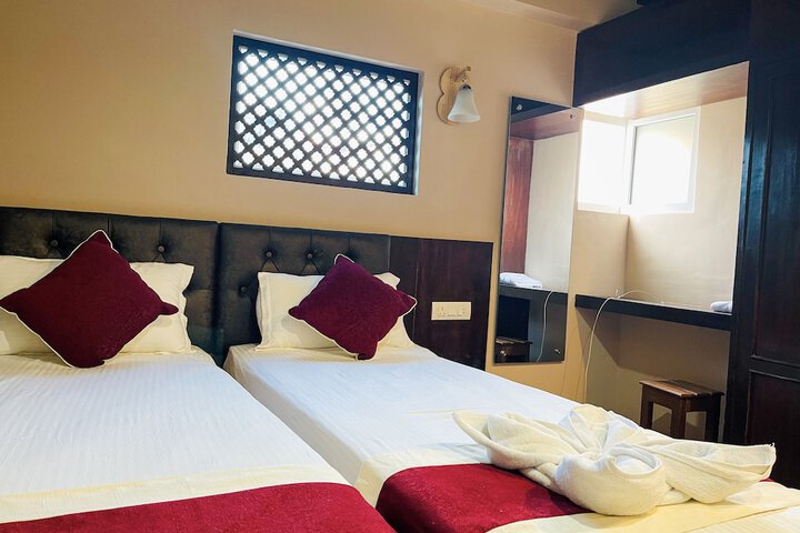 Room 5 of 22
