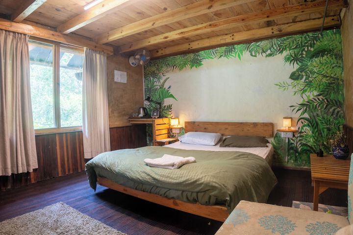 Room 3 of 30