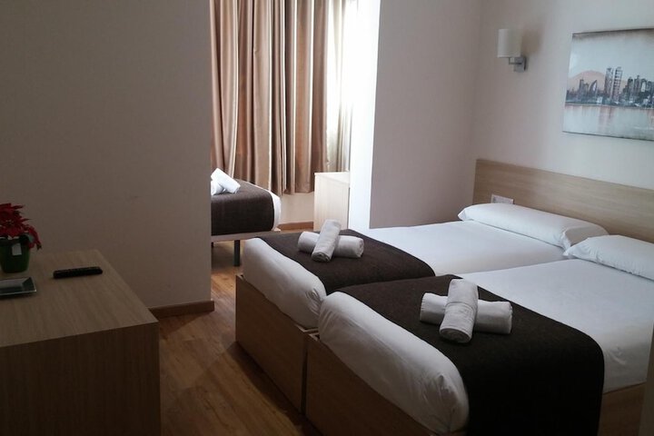 Room 26 of 42