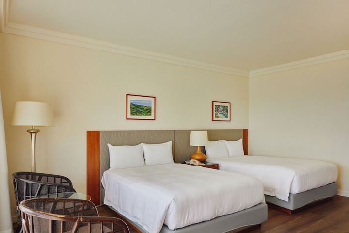 Room 44 of 226