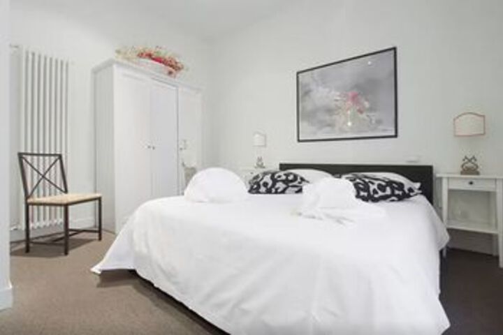 Room 14 of 32