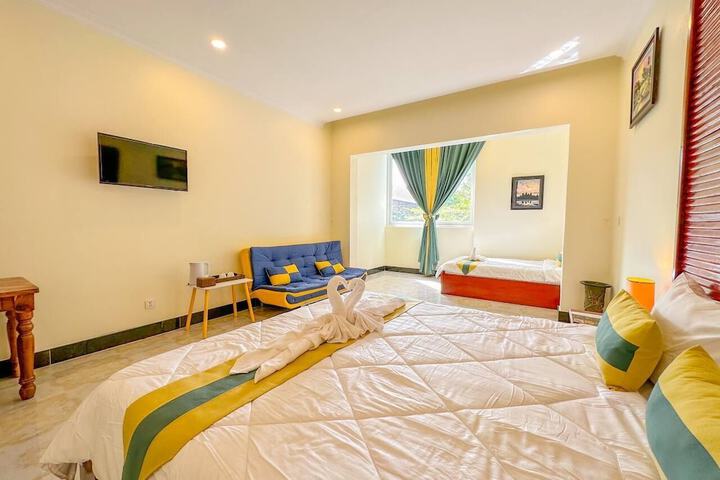 Room 27 of 60