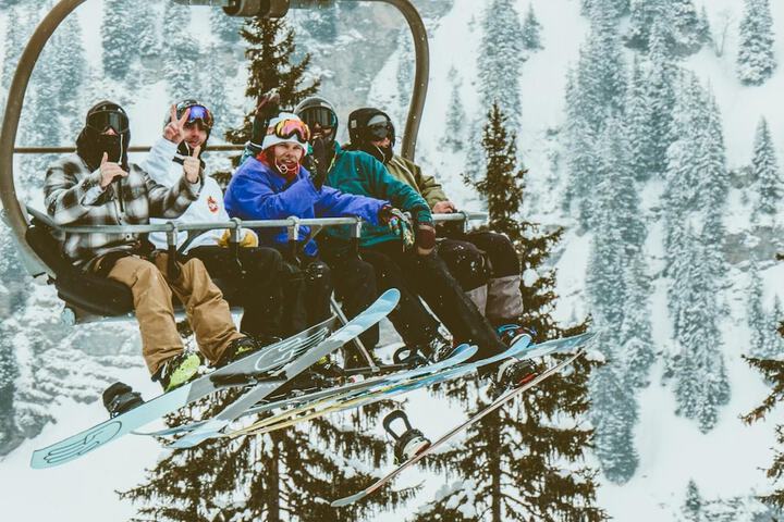 Snow and ski sports