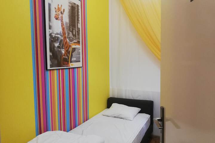 Room 39 of 159