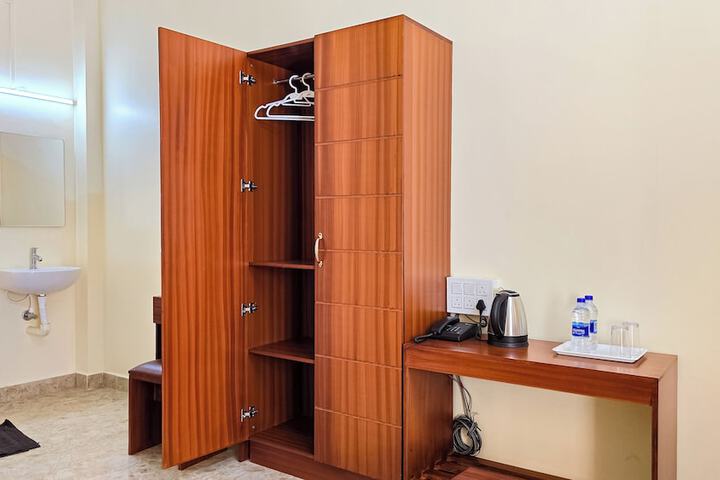 Room 21 of 26