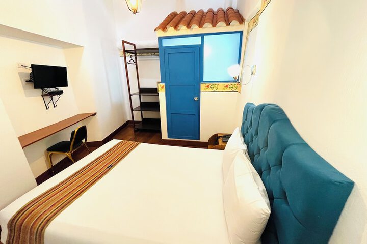 Room 8 of 71