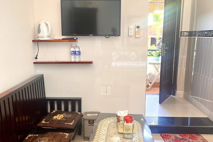 Room 50 of 153