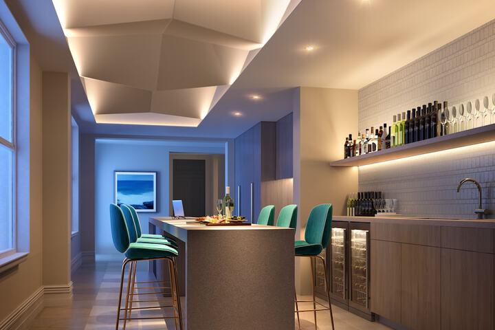 Lounge 47 of 58