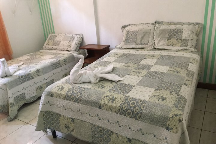 Room 11 of 77