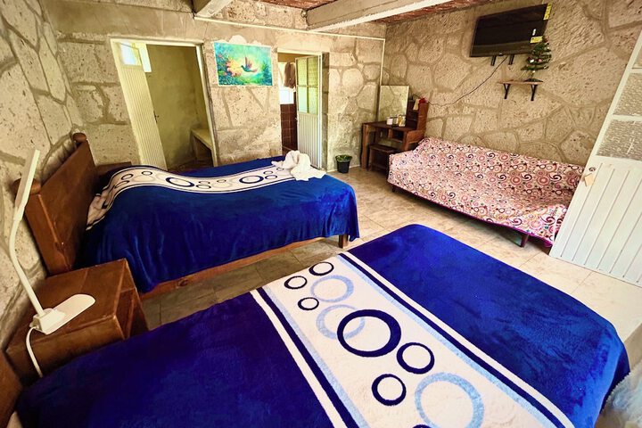 Room 35 of 210