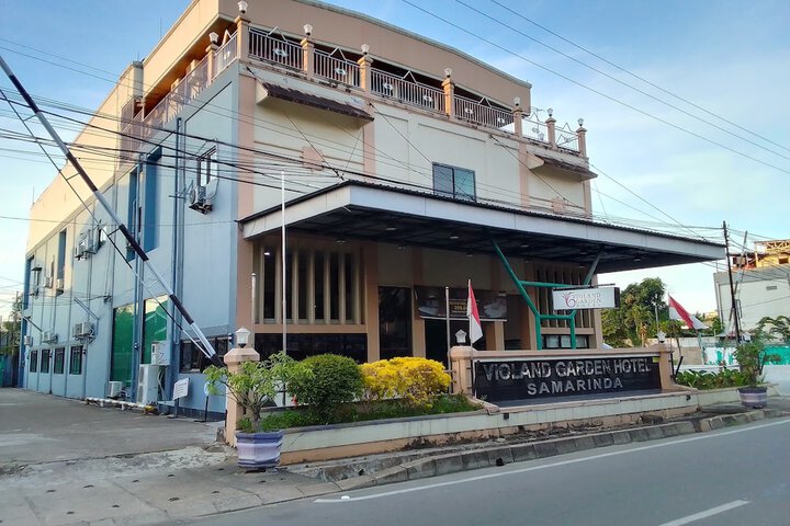 Exterior of Violand Garden Hotel Samarinda