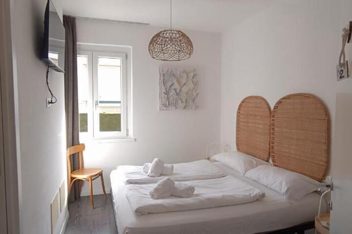 General 93 of 96