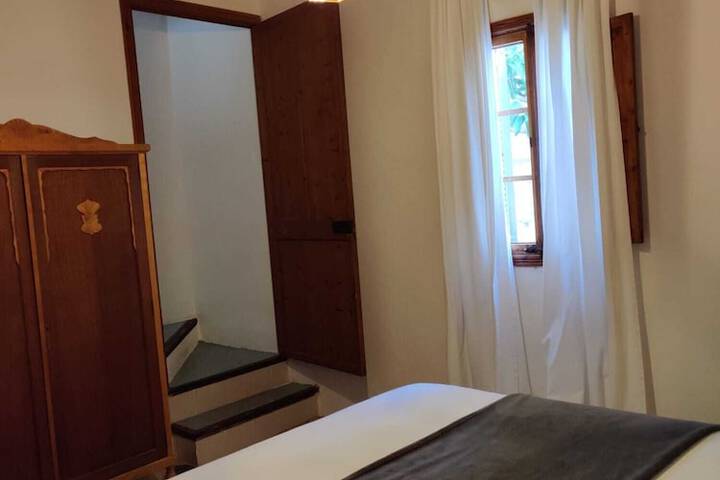 Room 31 of 51