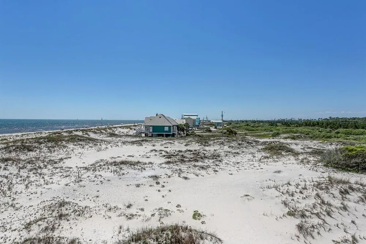 Lotsa Dunes by Meyer Vacation Rentals