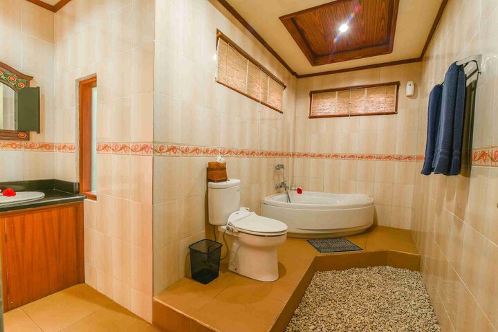 Room 75 of 114