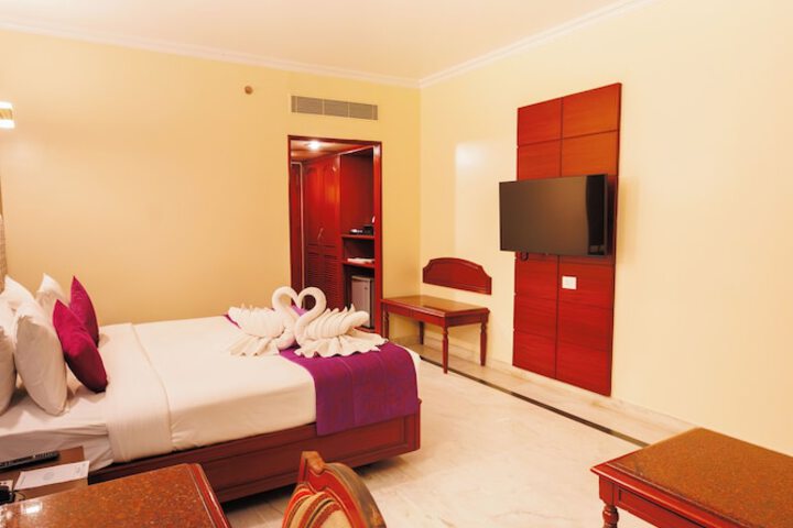Room 12 of 49
