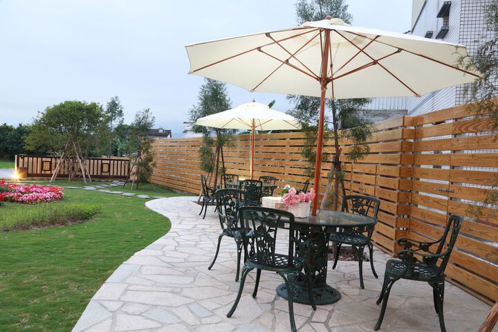 Terrace/Patio 39 of 42