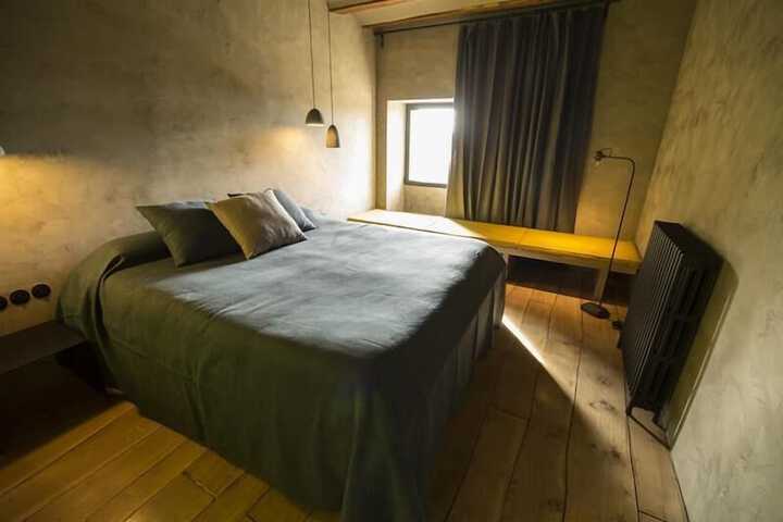 Room 17 of 42