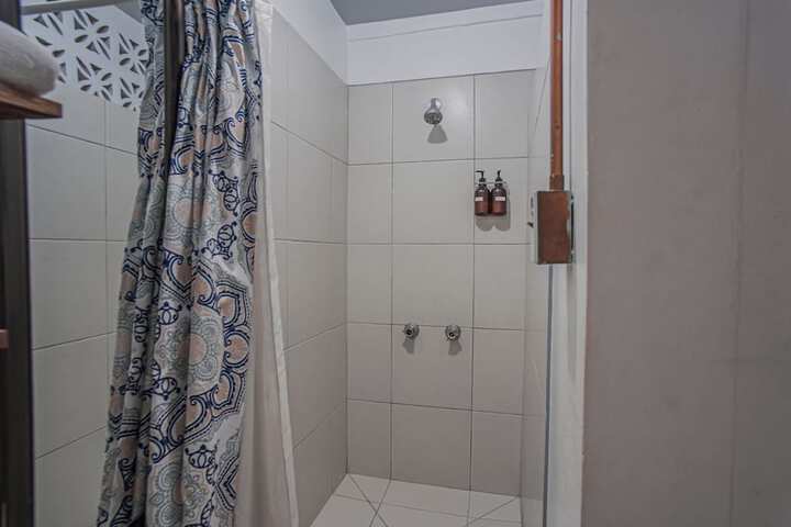 Room 20 of 38