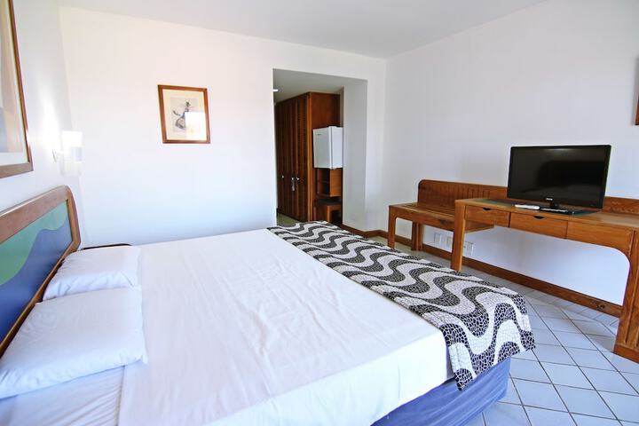Room 5 of 64