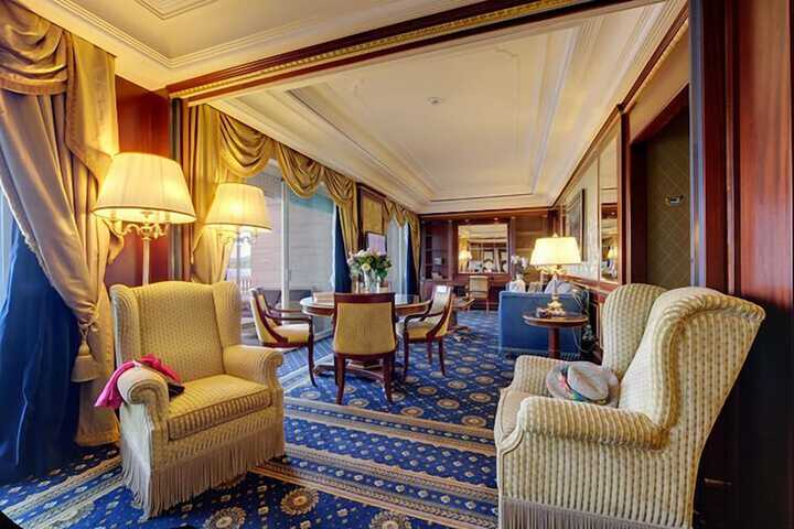 Room 16 of 180
