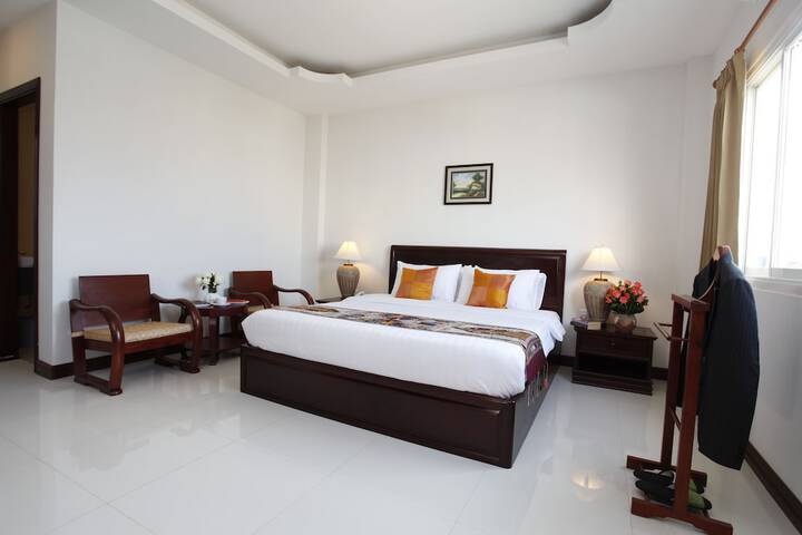 Room 26 of 75