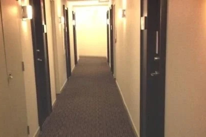 Room 14 of 24