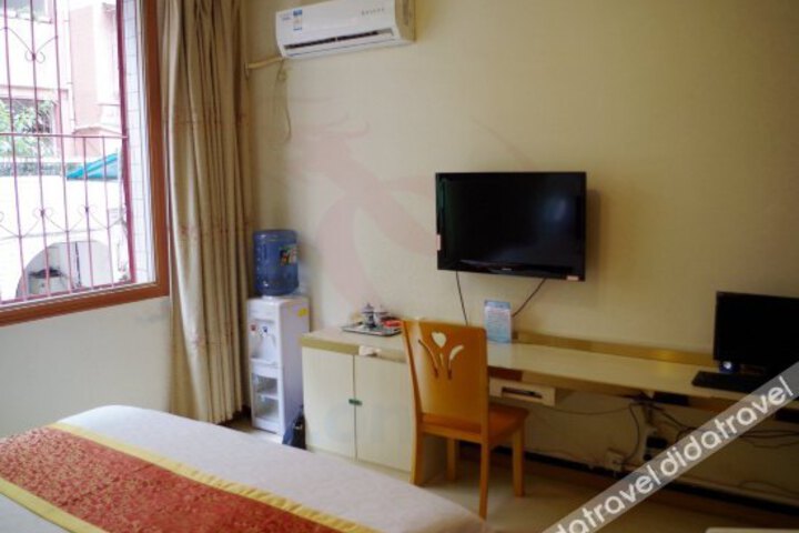 General 8 of 12