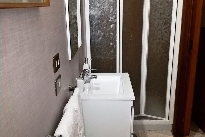 Room 19 of 41