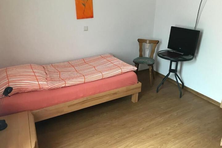 Room 9 of 51