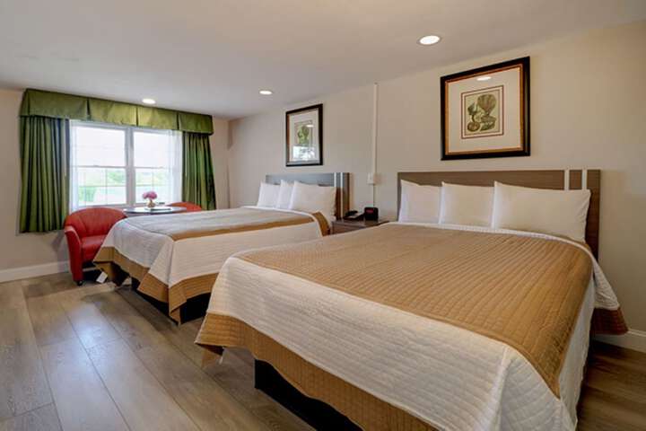 Room 7 of 27