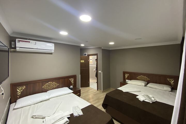 Room 21 of 61