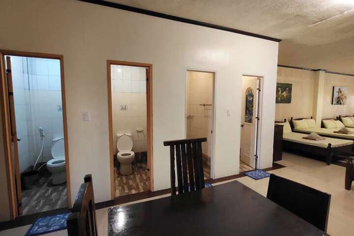 Room 65 of 120