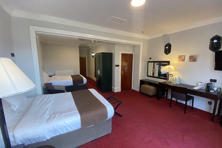 Room 18 of 86