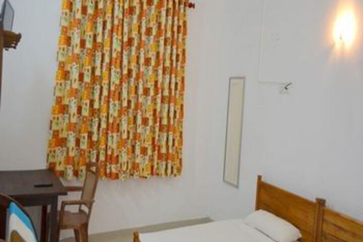 Room 20 of 71