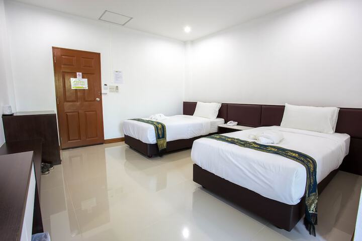 Room 8 of 67
