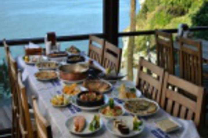 Dining 61 of 216