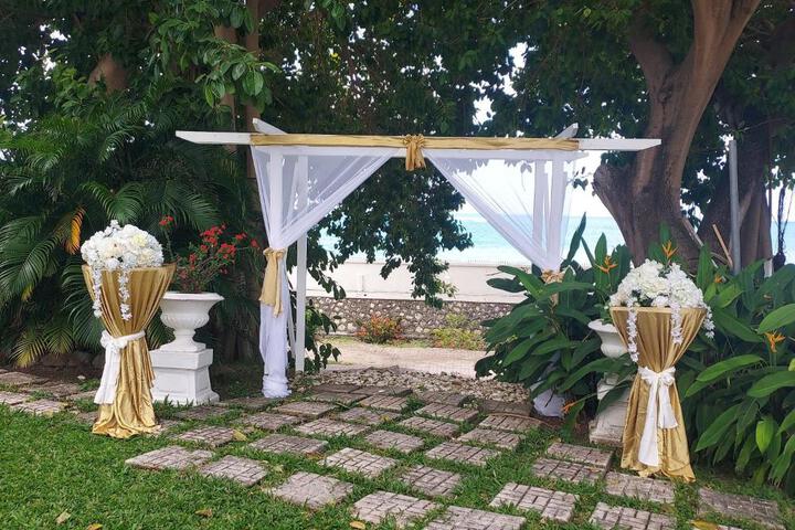 Image of Whispering Bamboo Cove Resort