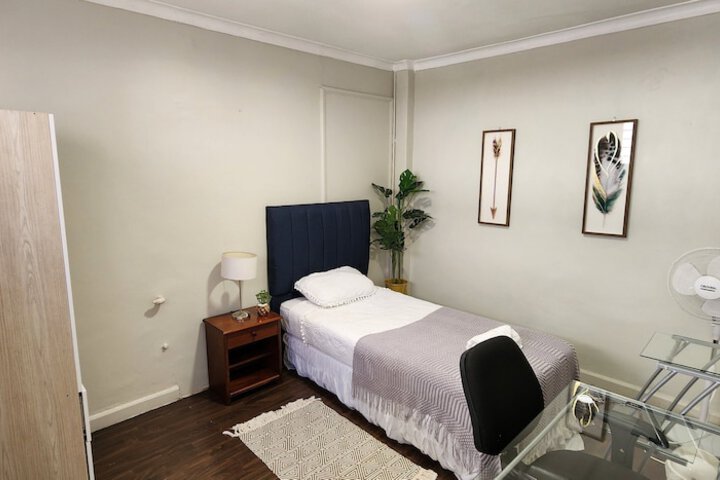 Room 17 of 73