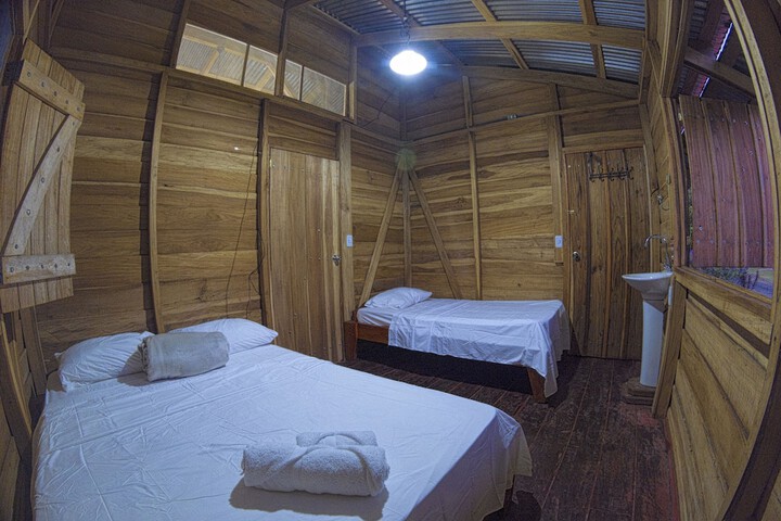 Room 7 of 93