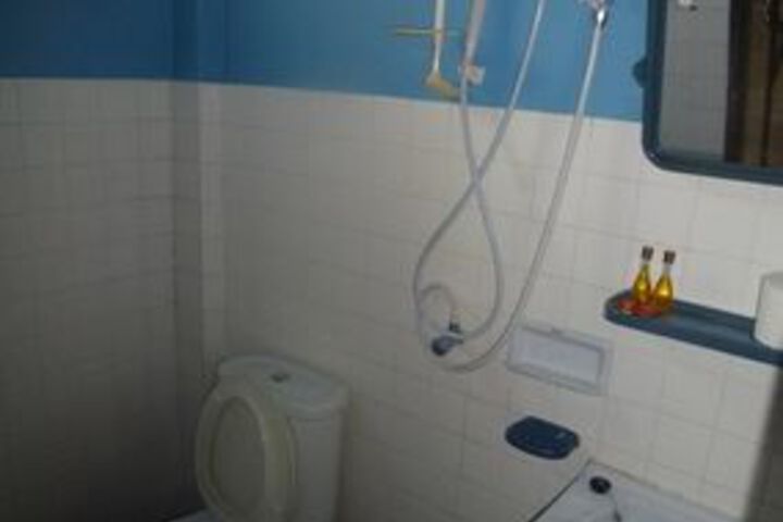 Room 5 of 22