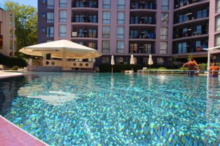 Pool 131 of 153