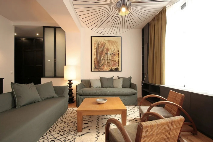 Room 3 of 17