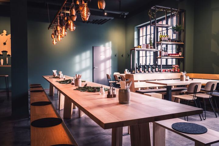 Dining 72 of 91