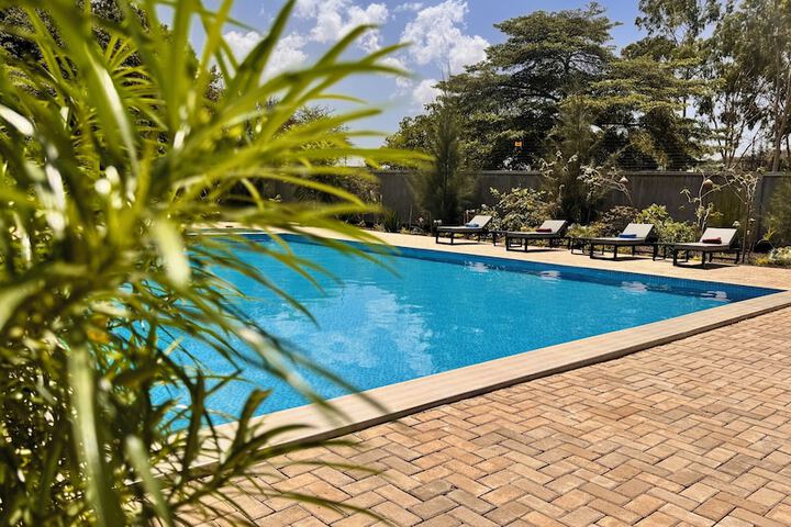 Pool 22 of 34