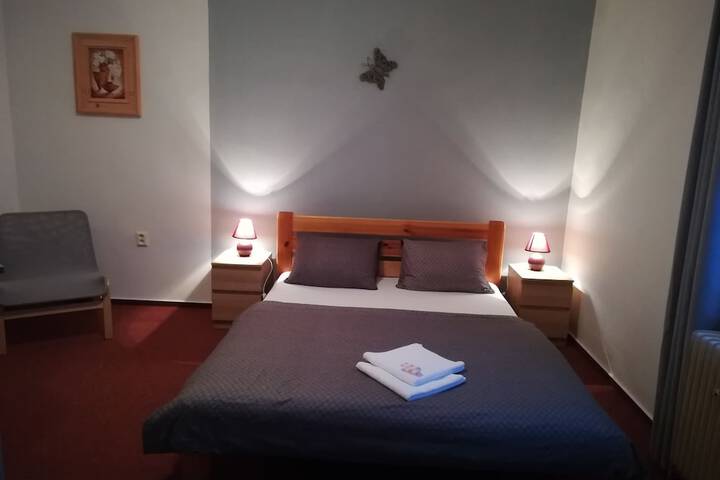 Room 10 of 61