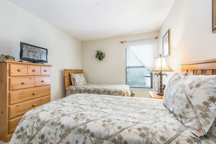 Room 8 of 414