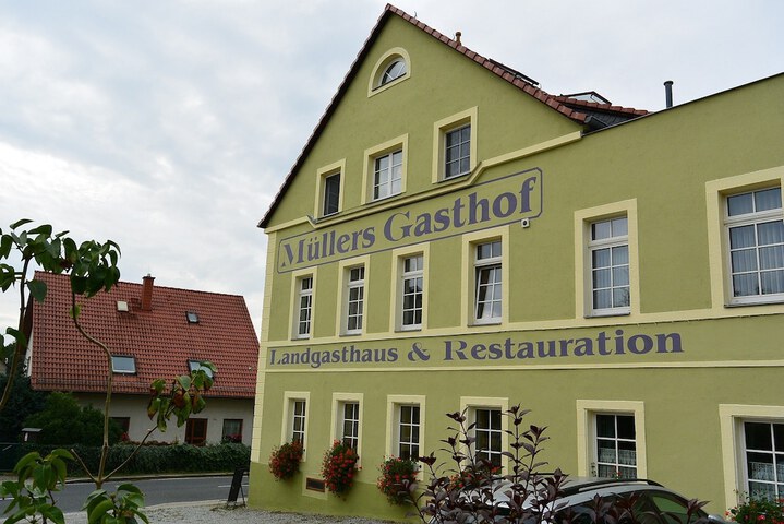 Hotel 50 of 52